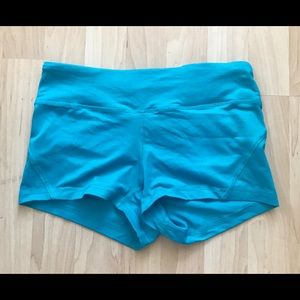 Forever 21 yoga shorts size small
